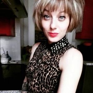 Meet your Posher, Brooke